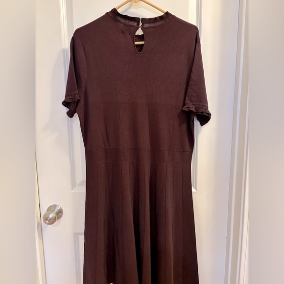 NWT H&M Pleated Skirt Dress in Maroon - Picture 5 of 7